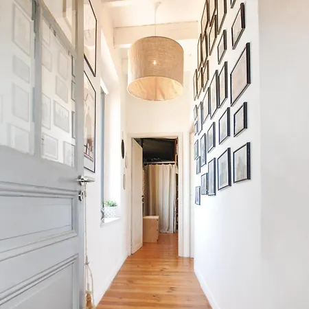 Dom wakacyjny 4 Bedroom Awesome In *