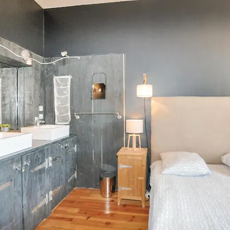 Сasa de vacaciones 4 Bedroom Awesome In Narbona