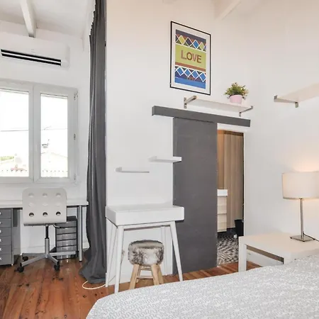 Dom wakacyjny 4 Bedroom Awesome In Narbona