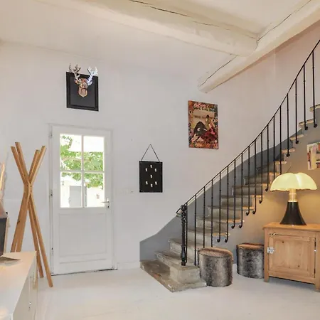 4 Bedroom Awesome In Narbonne