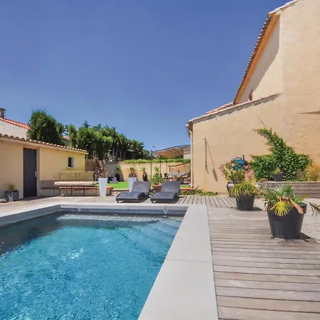 4 Bedroom Awesome In