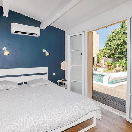 4 Bedroom Awesome In