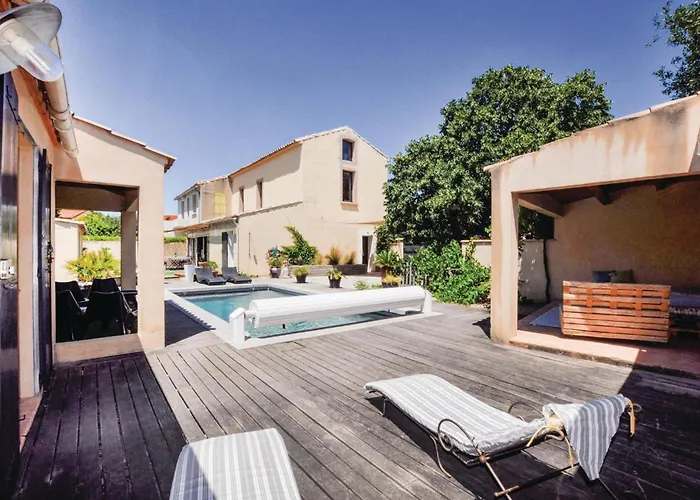 Casa de Férias 4 Bedroom Awesome In
